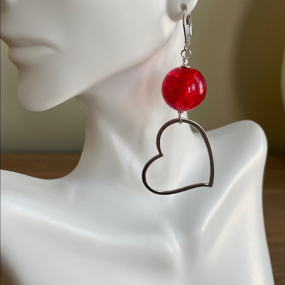 HAND CRAFTED OPEN HEART DANGLE EARRINGS WITH RED CRACKLE BEADS Boho Heart Drops - Picture 4 of 8
